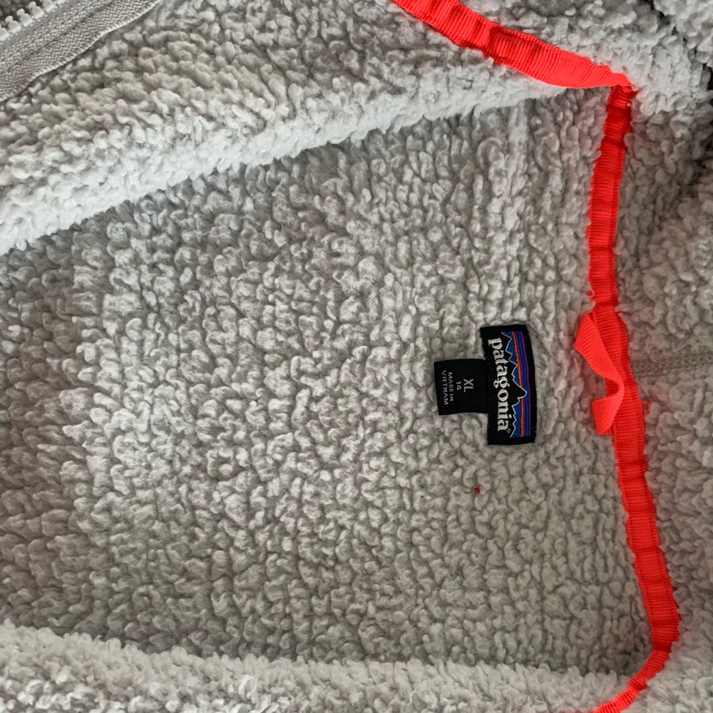 Patagonia Jacket - Picture 3 of 4